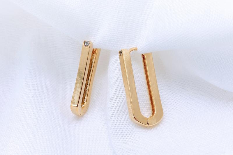 [Ozel] Daily Point Glossy Brass Cubic Earrings